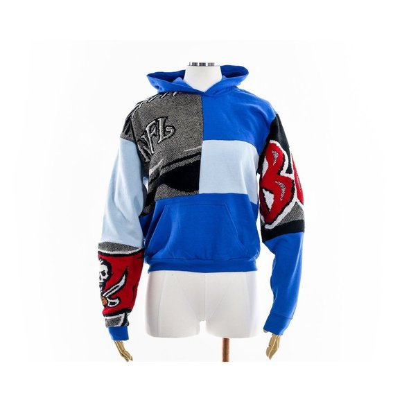 Tampa Bay Buccaneers Fashion ReWork NFL Tapestry Blanket Hoodie - Picture 1 of 8